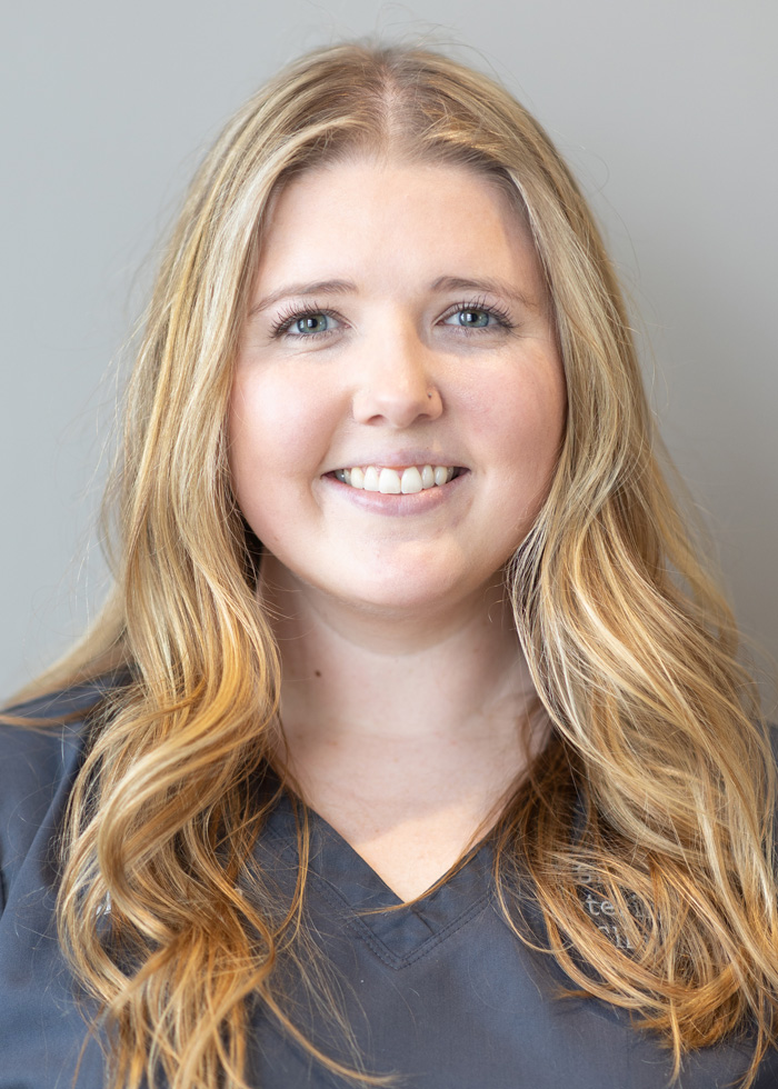 Shannon - Staff at Shiloh Veterinary Clinic in Shiloh, Illinois